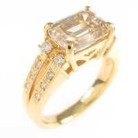 【リメイク】K18YG ダイヤモンドリング 2．556ct・LB・SI2・エメラルドカット