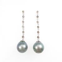 750WG／K18WG クロチョウパールピアス