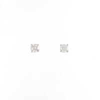 ティファニー ソリティア ピアス 0．18ct・0．18ct・E・VVS1・EXT