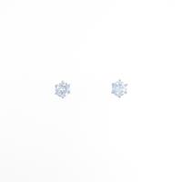 PT ソリティア ダイヤモンドピアス