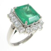 PT エメラルドリング