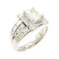 プラチナダイヤモンドリング 1．001ct M SI1 エメラルドカット