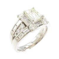 プラチナダイヤモンドリング 1．001ct M SI1 エメラルドカット