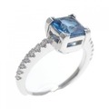 K18WG ブルートパーズ リング 1.23CT