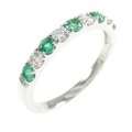 【新品】PT エメラルド リング 0.26CT