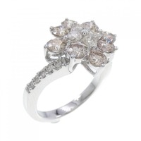 K18WG フラワー ダイヤモンド リング 2.00CT