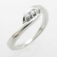 4゜C ダイヤモンドリング