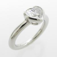 ティファニー ハート リング 0．77ct・H・VVS2・ハートシェイプ