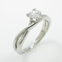 プラチナダイヤモンドリング 0．363ct・D・SI2・ハートシェイプ