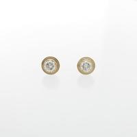 カルティエ ディアマンレジェ ミディアム ピアス