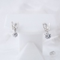 K10WG 10金ホワイトゴールド 可愛いちょうちょのゆれるストーンピアス 彼女 誕生日 ジュエリー アクセサリー ∞ y110145