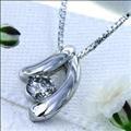 【送料無料】K18ホワイトゴールドダイヤモンドネックレス[0.10ct]