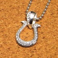 シルバー925 CZホースシューペンダントトップ5-547