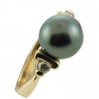 タヒチアンパール 黒真珠 ランクＡＡＡ １４ｋダイヤモンドデザインブラックパールリング?