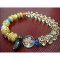 パワーストーン京屋オリジナル/【前田慶次】梅鉢家紋彫刻、そろばん型星月菩提樹(仏教の三大聖樹)、京都オパール、勾玉ブレスレット【天然石の京屋】