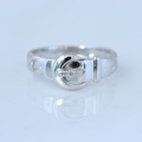 ピンキーリング ベルト形 ダイヤモンド　ホワイトゴールド 小指指輪y120051w