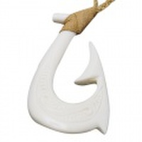 ボーンカーヴィング 本格ポリネシアン 手彫りのボーンアクセサリー フィッシュフック カウボーン