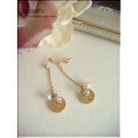 淡水パールと桜プレートのピアス(14KGF)