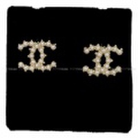 2018年秋冬 新作 CHANEL シャネル ココマーク ミニパール ピアス 白Xゴールド A58090 新品