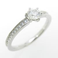 イノーヴェ ダイヤモンドリング 0．253ct