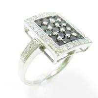 K18WG ダイヤモンドリング