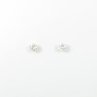 PT／K18WG ソリティア ダイヤモンドピアス