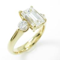 K18YG ダイヤモンドリング 2．011ct・H・VS2・エメラルドカット10％引き