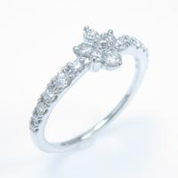 ポンテヴェキオ フラワー ダイヤモンドリング