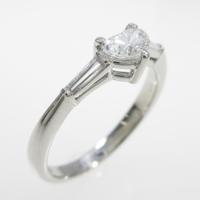 プラチナダイヤモンドリング 0．324ct・E・VS1・ハートシェイプ20％引き