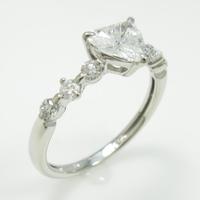 プラチナダイヤモンドリング 0．564ct・D・VS1・ハートシェイプ