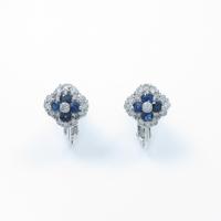 K14WG フラワー サファイヤイヤリング