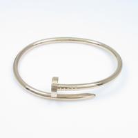 カルティエ ジュスト アン クル バングル 新型