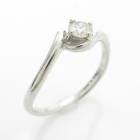 PT ソリティア ダイヤモンドリング