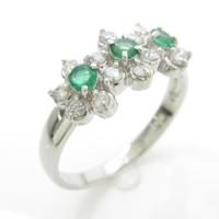 PT フラワー エメラルドリング