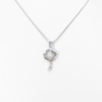 750WG／K18WG フラワー ダイヤモンドネックレス