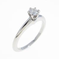 ティファニー クラシックソリティア リング 0．19ct・E・VS2・3EXT