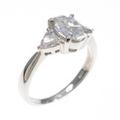プラチナダイヤモンドリング 0．394ct・D・SI1・ファンシーカット