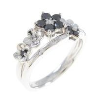 K18WG フラワー ダイヤモンドリング