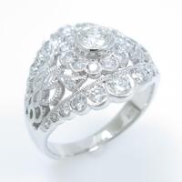 18KWG フラワー ダイヤモンドリング