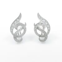 K18WG ダイヤモンドイヤリング