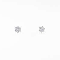 K18WG ダイヤモンドピアス 0．226ct・0．228ct・D?E・VVS1?2・GOOD