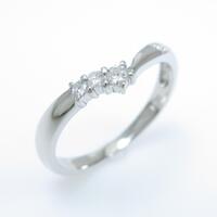 PT ダイヤモンドリング