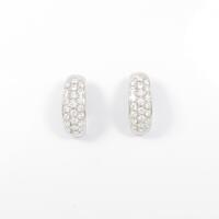 PT パヴェ ダイヤモンドピアス