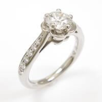 シャネル カメリア リング 0．54ct・F・VVS2・3EXT