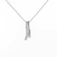 組曲 ダイヤモンドネックレス