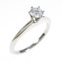 ティファニー クラシックソリティア リング 0．26ct・E・VS1・3EXT
