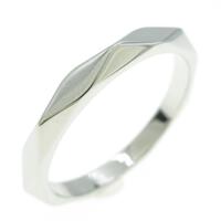 ブシュロン ファセット リング