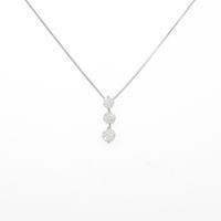 PT スリーストーン ダイヤモンドネックレス