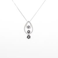 K18WG 2WAY フラワー ダイヤモンドネックレス