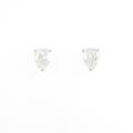 プラチナダイヤモンドピアス 0．561ct・0．570ct・E?F・I1・ペアシェイプ